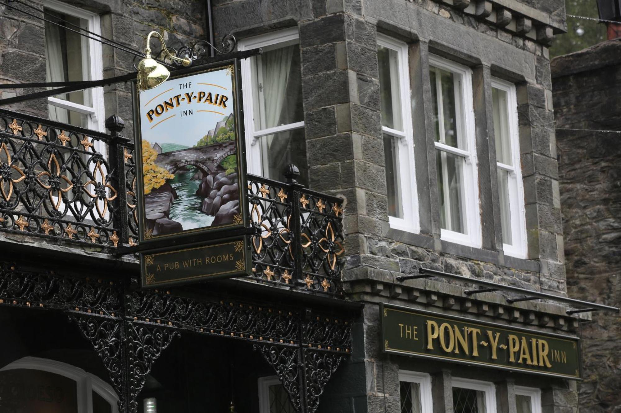 Pont Y Pair Inn เบเทส-อี-คอย ภายนอก รูปภาพ